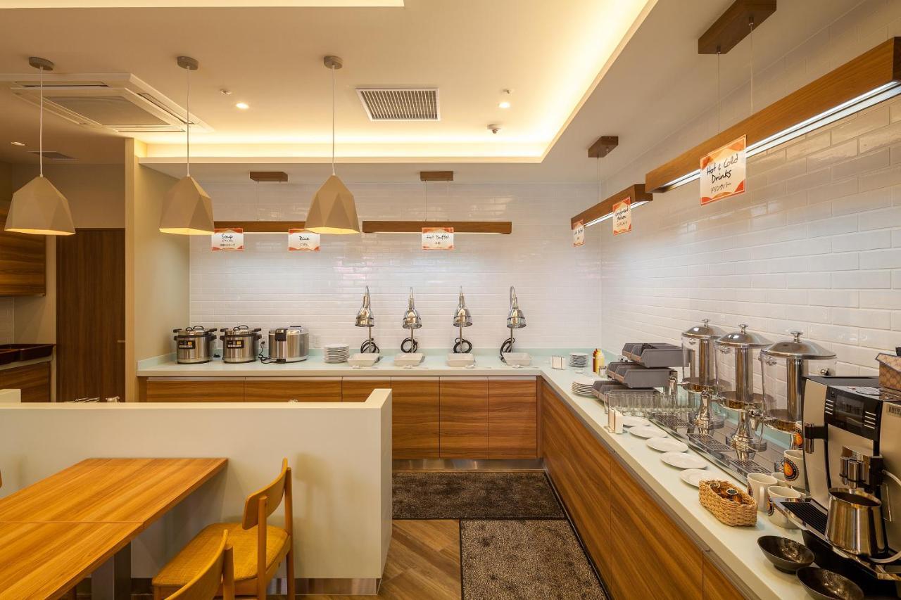 Red Planet Hiroshima Hotel Bagian luar foto