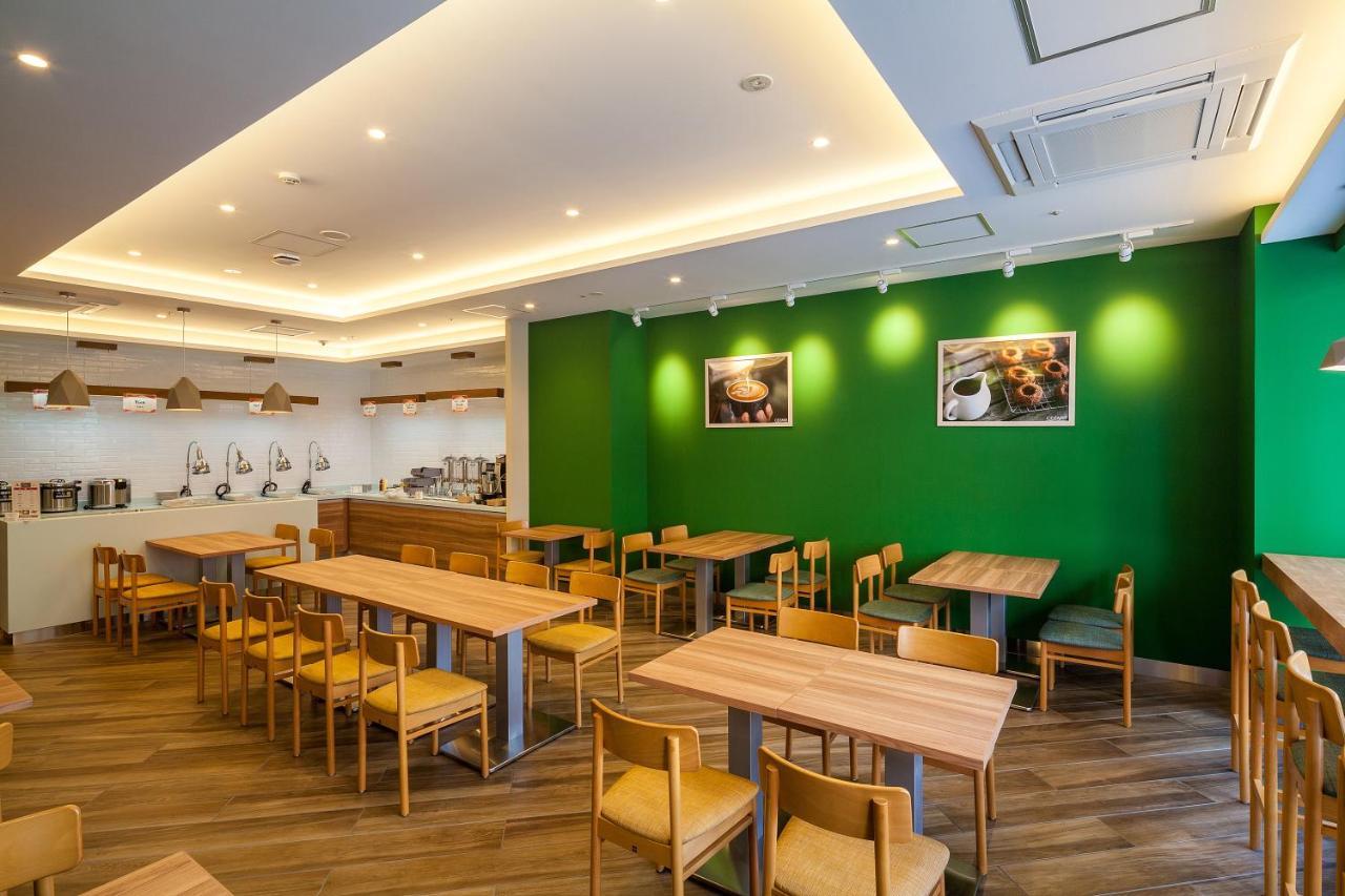 Red Planet Hiroshima Hotel Bagian luar foto