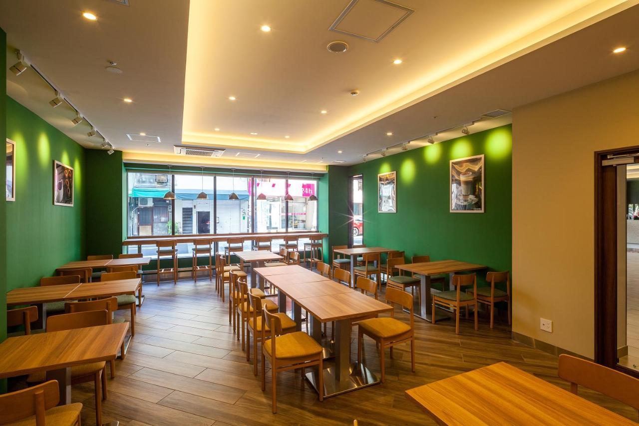 Red Planet Hiroshima Hotel Bagian luar foto
